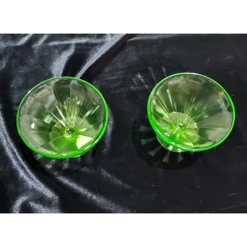 Federal Glass Company Pudding Custard Sherbet 2 Cups Glowy Depression Green - Picture 8 of 16